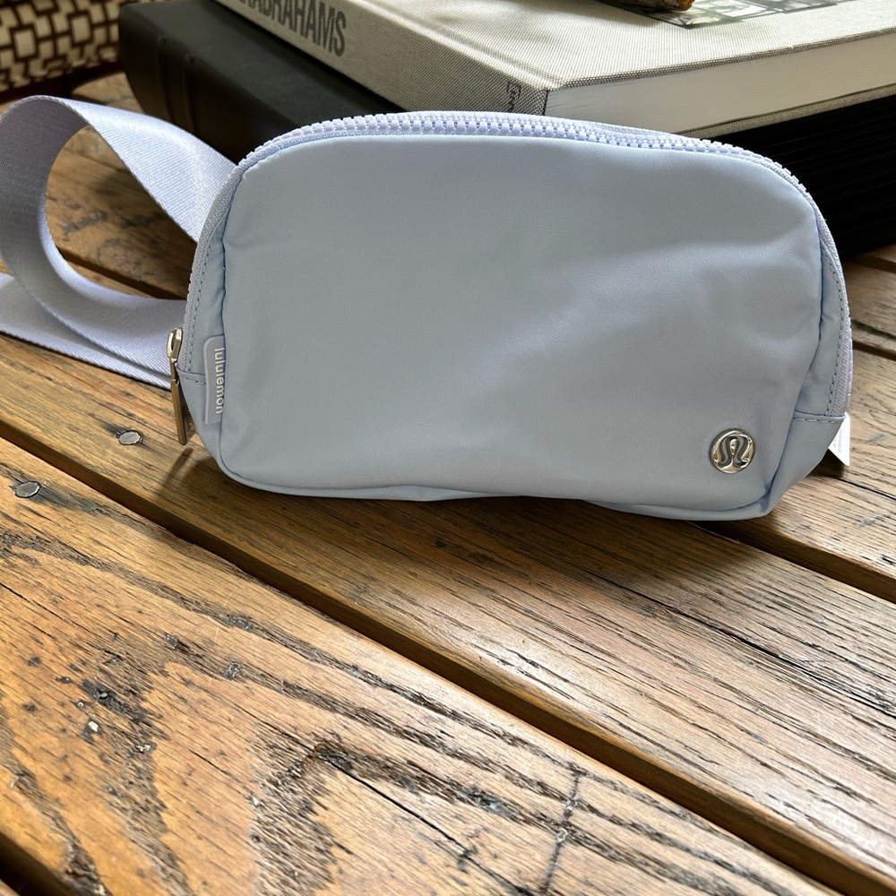 Lululemon Everywhere Belt Bag 1L - New with Tags!